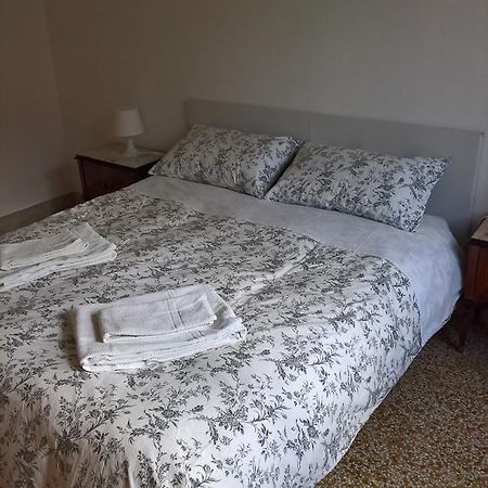 Marchese Ugo Bed & Breakfast Palermo Exterior foto